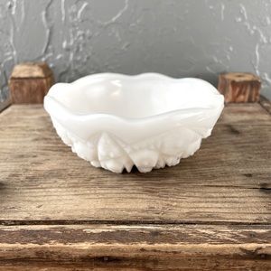 Milk Glass Catch-all Trinket Bowl - Toltec by McKee MidCentury Milk Glass